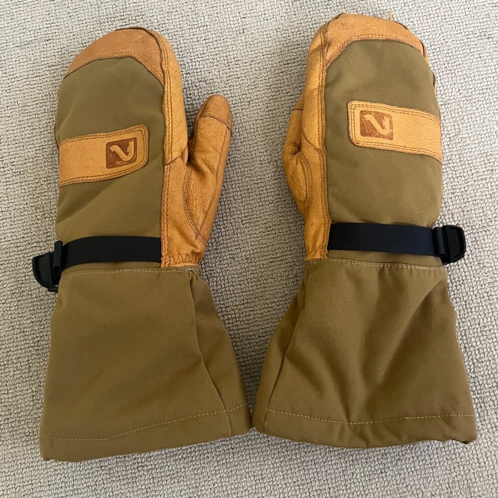 Flylow Super Mittens excellent condition